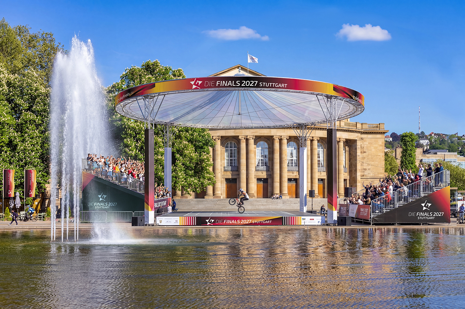 BMX-Flatland vor der Staatsoper