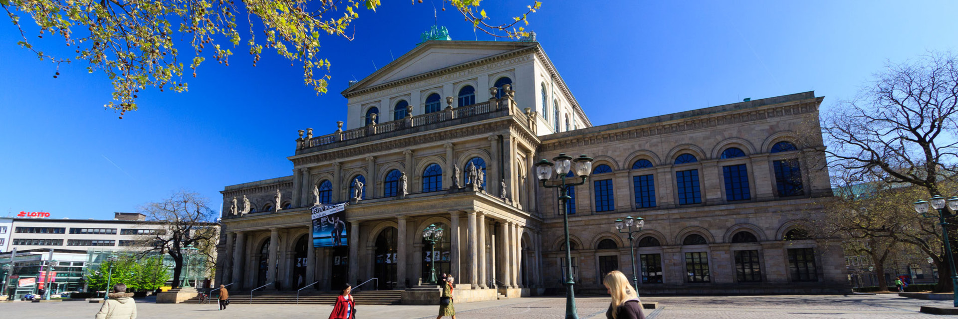 Opernplatz